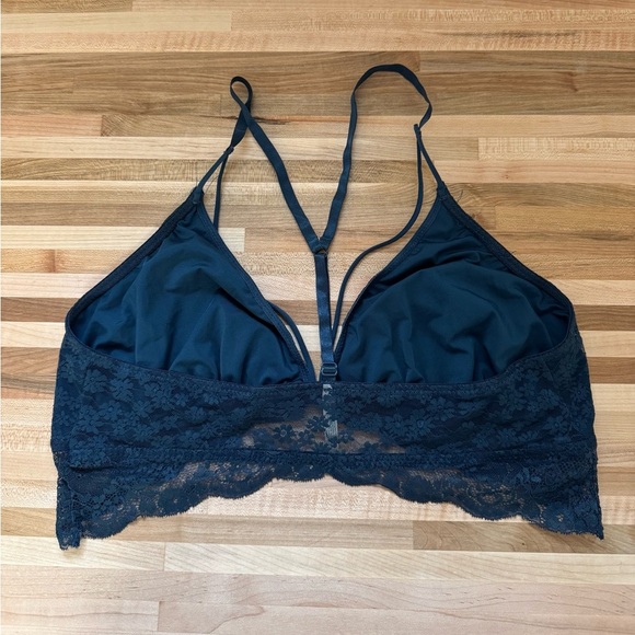 Charlotte Russe Bralette Navy Blue Plus Size 1X EUC - Picture 3 of 7